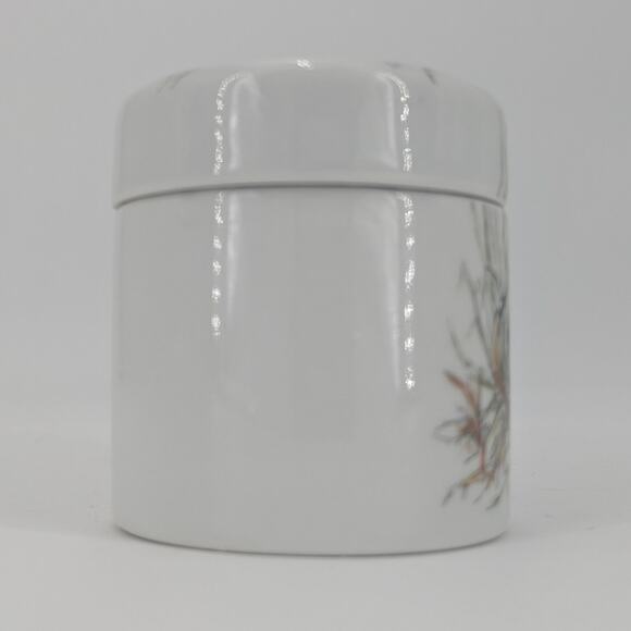 Duckling Nest Porcelain Trinket Jewelry Stash Box Lidded 1970s Mary Mugg Enesco - Picture 5 of 10